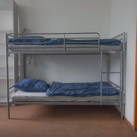 In Hostel Прага Экстерьер фото