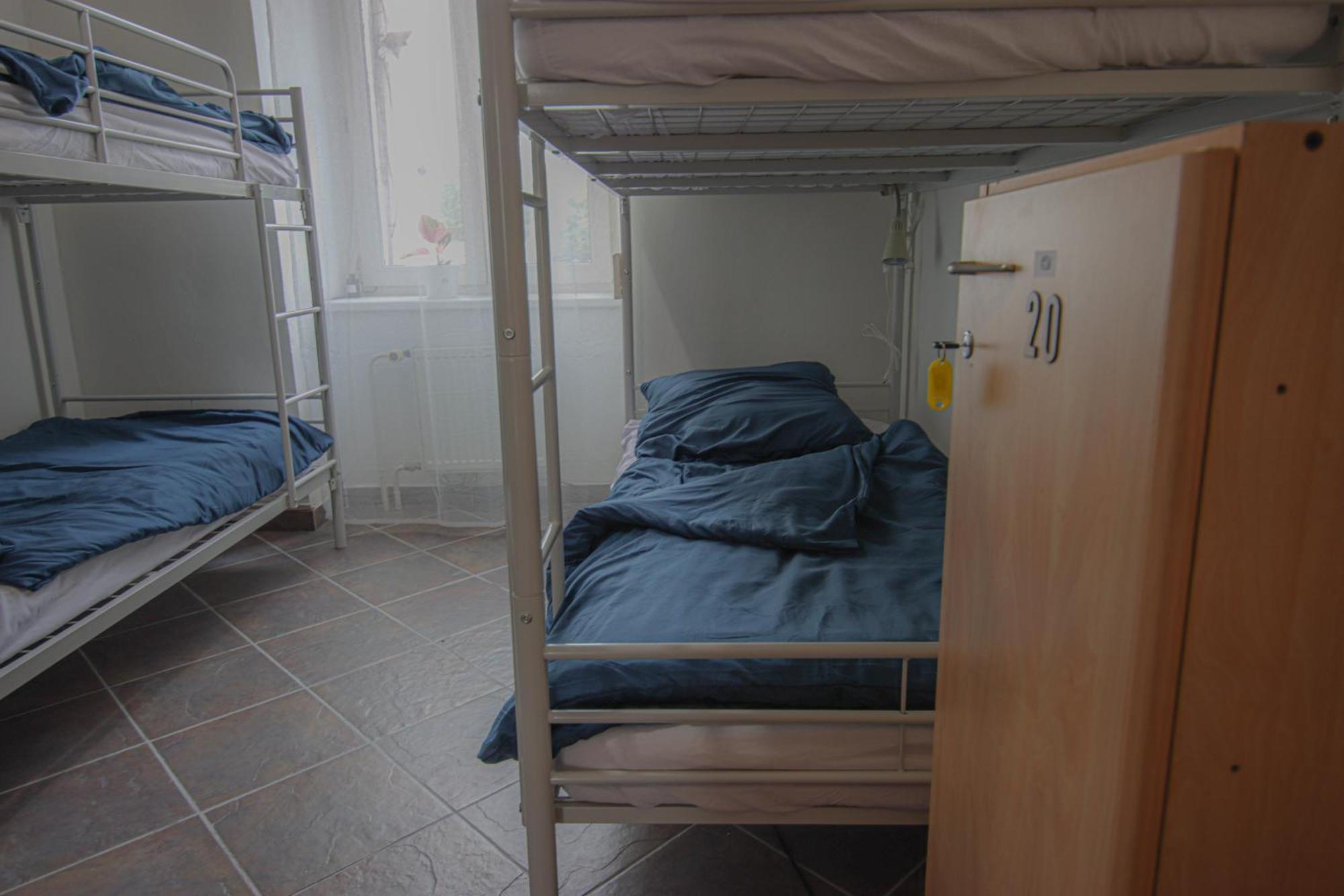 In Hostel Прага Экстерьер фото