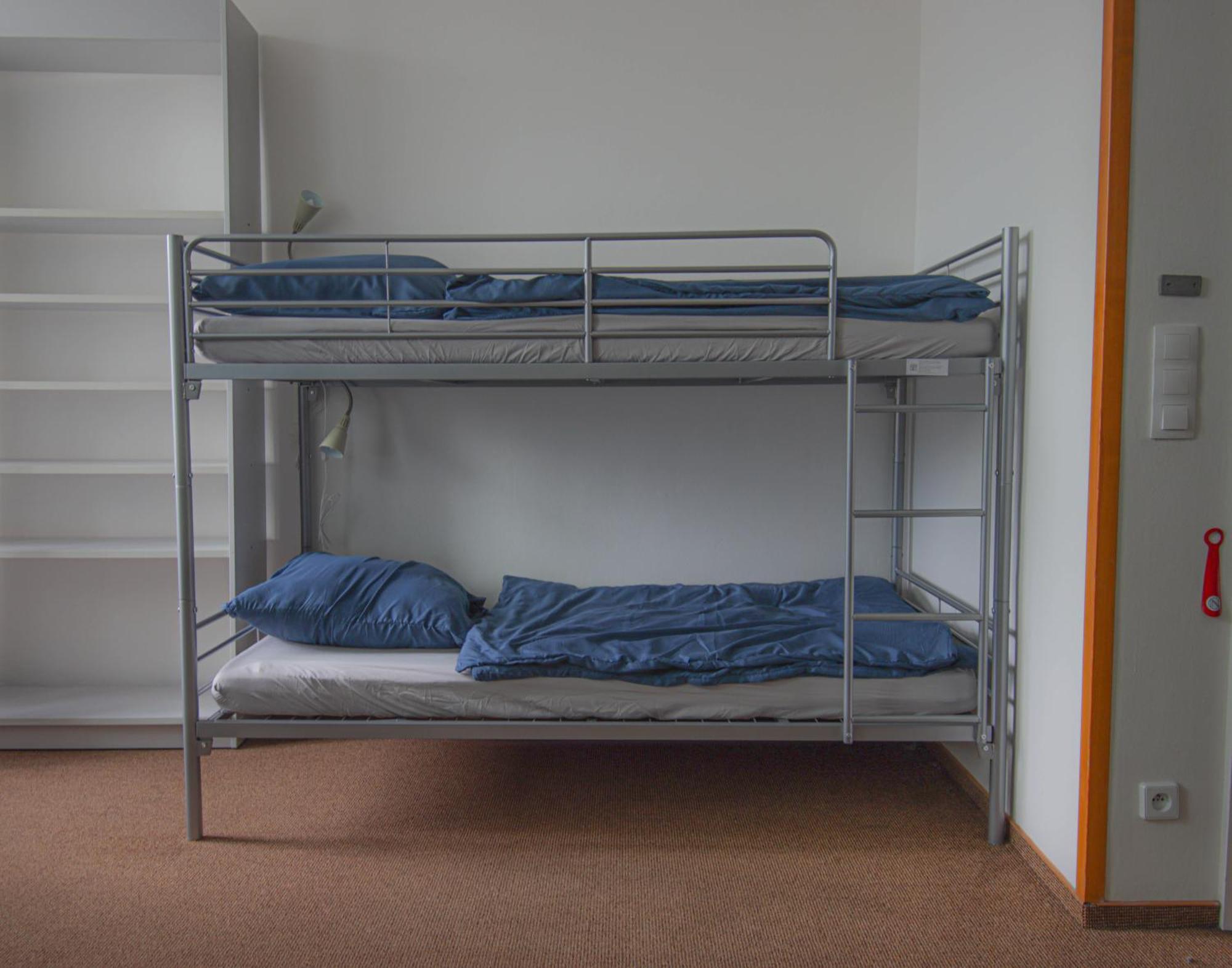 In Hostel Прага Экстерьер фото
